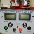 Laboratorní zdroj vlastní výroby 0-30V 0-10A s plynulou regulací proudového omezení
